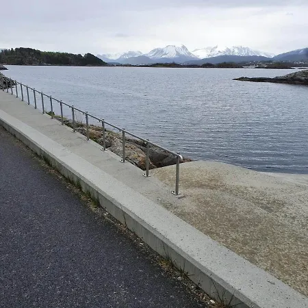 High End, Own Bathing Area, Parking Garage